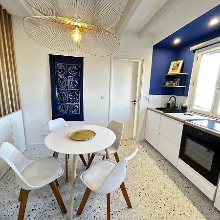 Riviera: Luminous Duplex With Panoramic View