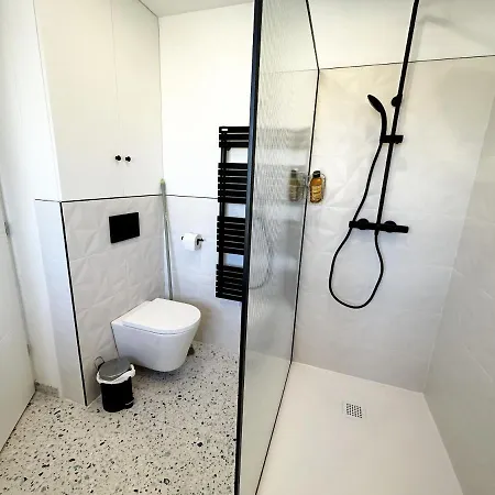 Riviera: Luminous Duplex With Panoramic View Apartment Nice